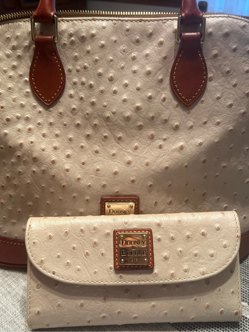 Dooney & Bourke Cream Ostrich-Texture Zip Wallet